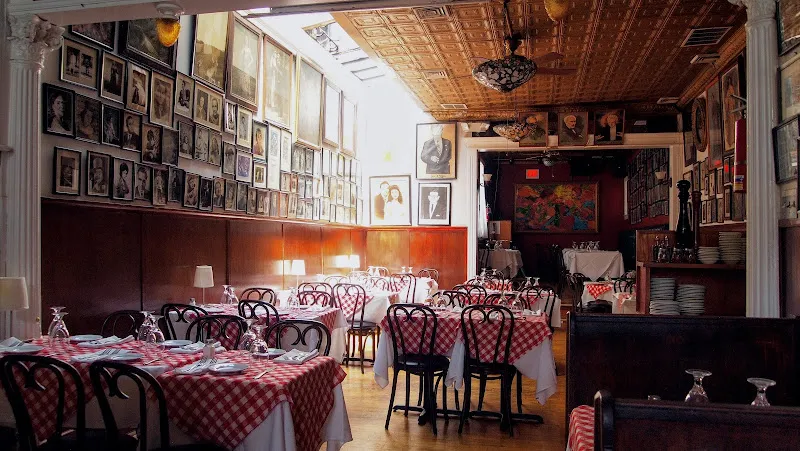 The Victor CafÃ© — italian restaurant in Philadelphia