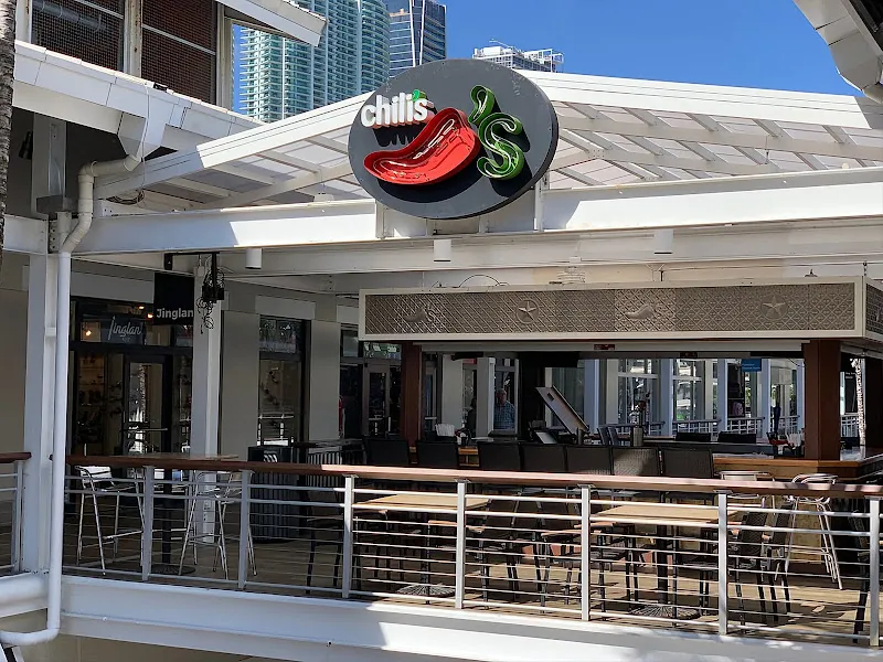 Chili's Grill & Bar — burger restaurant in Miami
