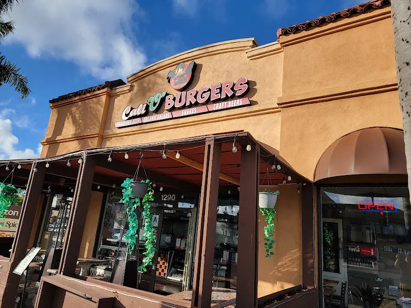 Cali O Burgers — burger restaurant in San Diego