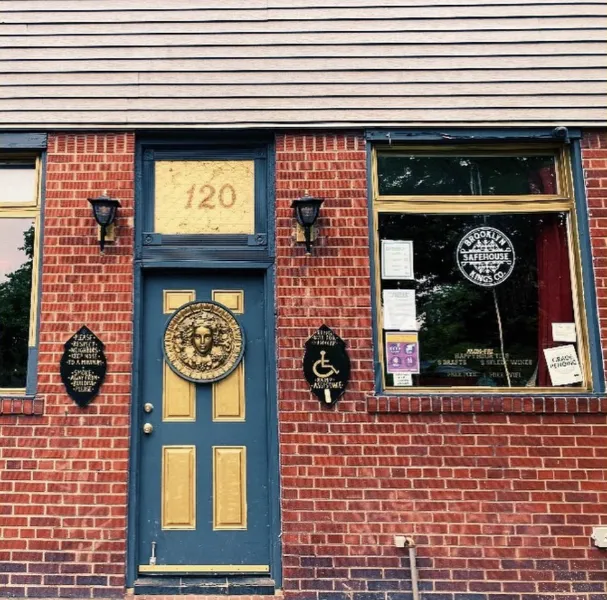 Eden's — takeout restaurant in Brooklyn