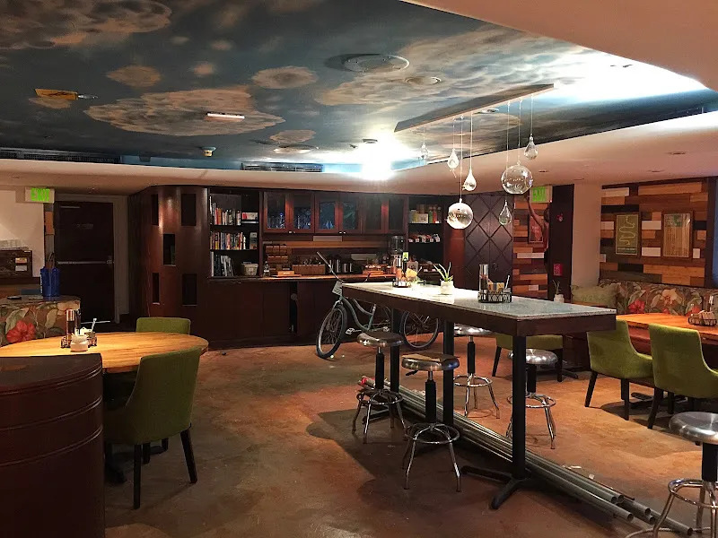 Hiking Hawaii Cafe — breakfast spots in Honolulu