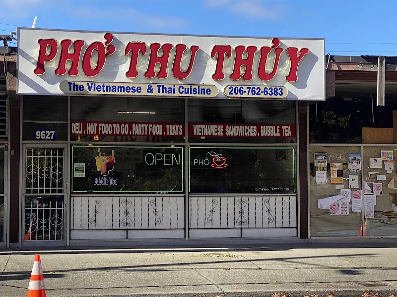 Phá» Thu Thá»§y The Vietnamese & Thai Cuisine — thai restaurant in Seattle