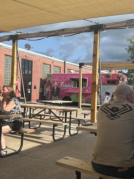 Fridaâs Food Truck