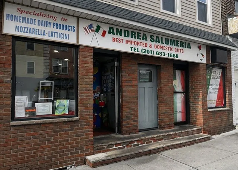 Andrea Salumeria