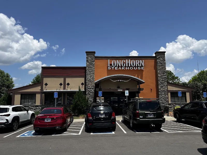LongHorn Steakhouse — restaurants with takeout in Nashville