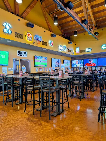 Cold Beers & Cheeseburgers — burger restaurant in Phoenix