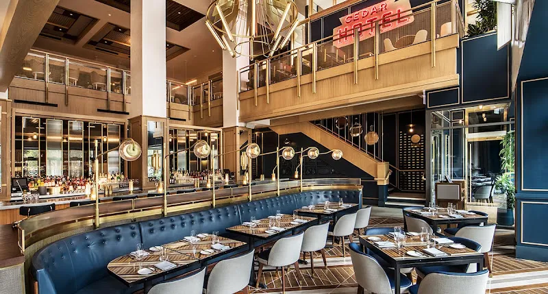 Somerset — dog-friendly restaurant in Chicago